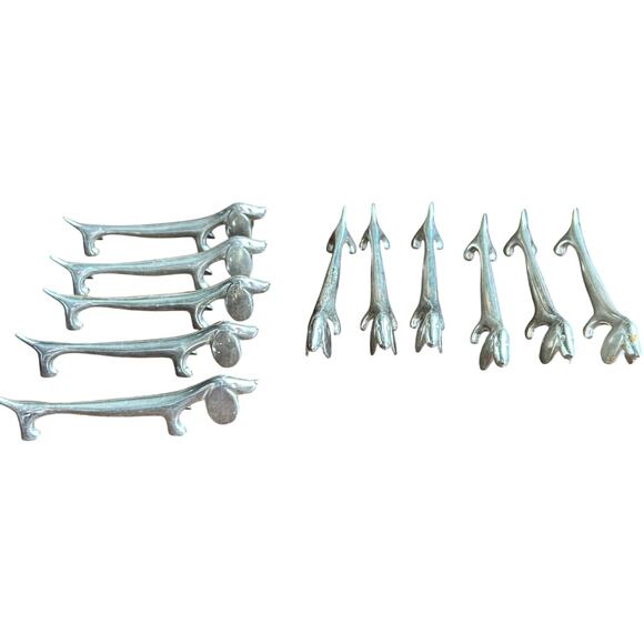 Vintage Dachshund Knife Rests in Patinated Silver Metal 1970s Set of 10 - Picture 1 of 7